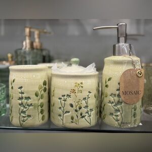 Green Floral Bathroom Set 3